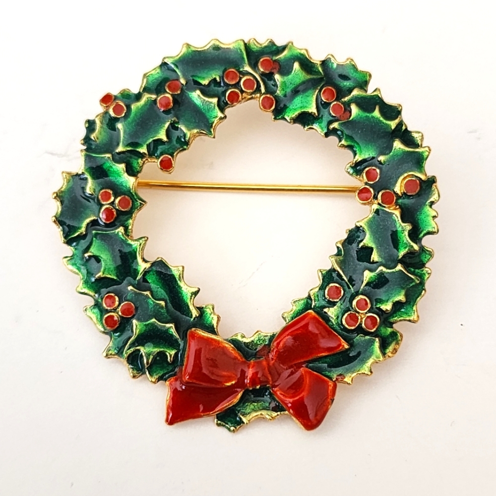 Holly Wreath Brooch